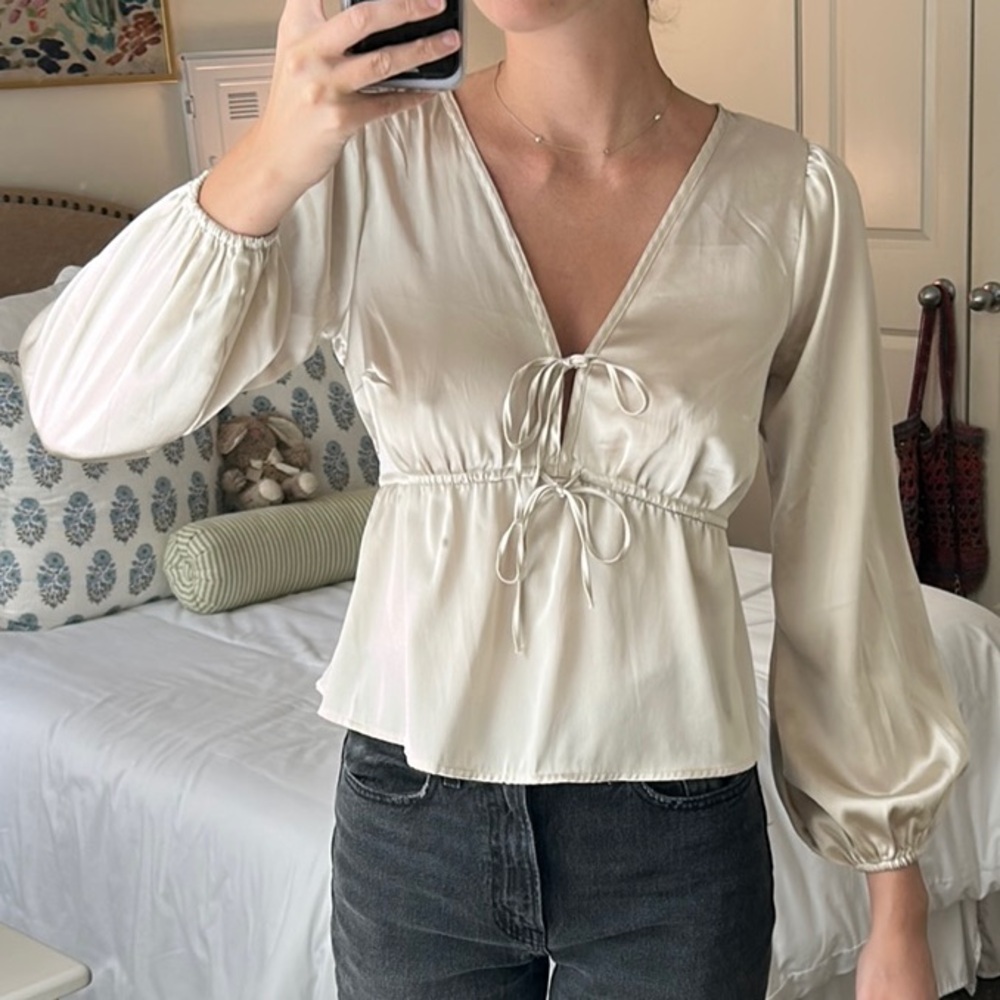 Abercrombie & Fitch Cream Tie Front Peplum Blouse